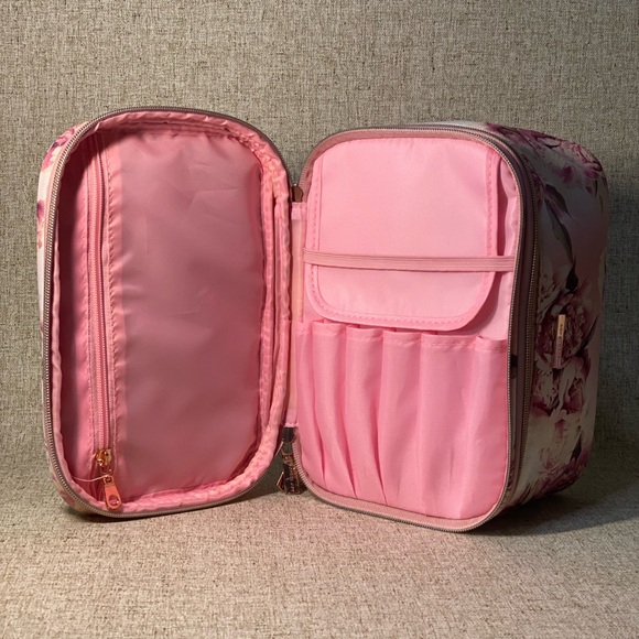 🌸 SOPHIA JOY BY Conair is a beauty brand that aims to provide fun a🌸#Sophia - Picture 10 of 15